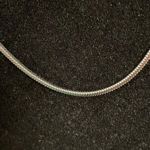 Men’s Round Snake Chain 23.5 inch